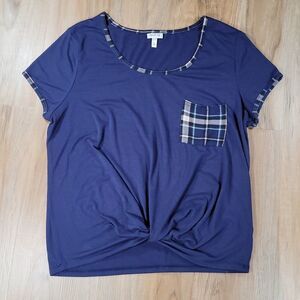 🩵Blue w/Plaid Embellishment Twisted Hem Short Sleeve Top Large